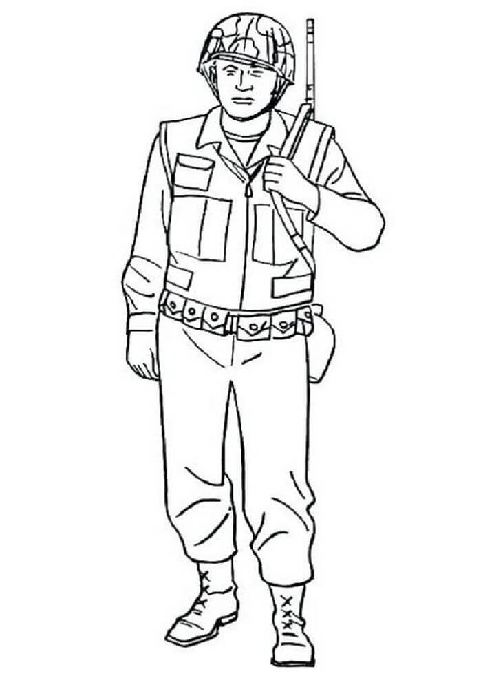 Chú Bộ Đội Đeo Súng Trên Vai