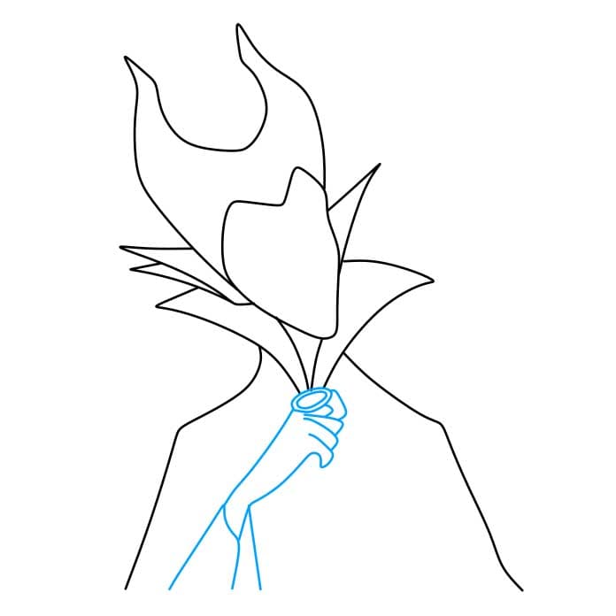 Hướng dẫn cách vẽ Maleficent - Bước 4