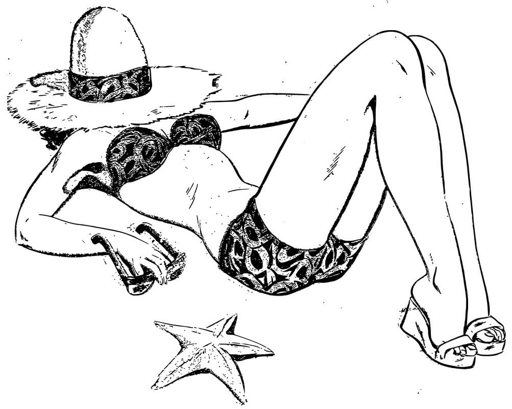 Cô Gái Nằm Trên Bãi Biển